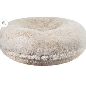 Bessie + Barnie Blondie Bagel Bed Dog Bed New Medium New